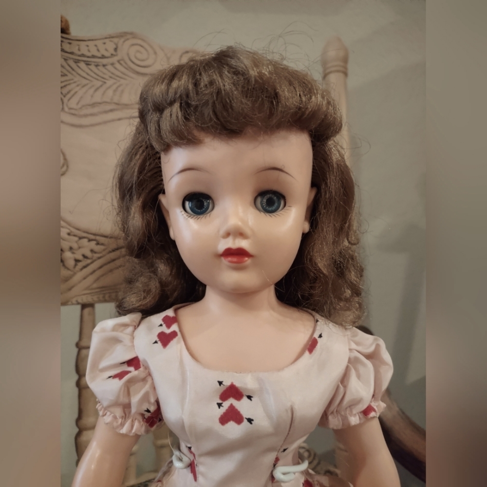 Vintage VT-20 Revlon Doll